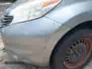 2015 Nissan Note SV z VIN 3N1CE2CP6FL417690, wystawiony jako IAAI lot #42798378 z przebiegiem 105 313 mil mil oraz . Historia ofert i sprzedaży dostępna na DreamBid. Obrazek 13.