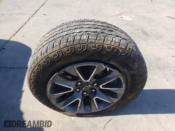 2023 Chevrolet Tahoe Z71 with VIN 1GNSKPKD1PR332098, listed as a Copart auction lot 64883395 with 72,453 mi miles and Salvage title. Bid and sale history available at DreamBid. Image 13.