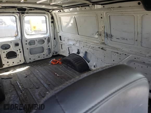 2008 Ford Econoline Cargo Commercial with VIN 1FTNE14W28DA37034, listed as a Copart auction lot 61200535 with 116,994 mi miles and Salvage title. Bid and sale history available at DreamBid. Image 11.