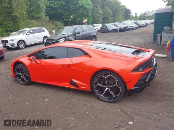 2020 Lamborghini Huracan with VIN ZHWUF4ZF6LLA13783, listed as a IAAI auction lot 42235369 with 7,737 mi miles and . Bid and sale history available at DreamBid. Image 14.