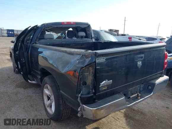 2008 Dodge 1500 ST z VIN 1D7HA18N08S603333, wystawiony jako IAAI lot #42241662 z przebiegiem 155 937 mil mil oraz . Historia ofert i sprzedaży dostępna na DreamBid. Obrazek 3.