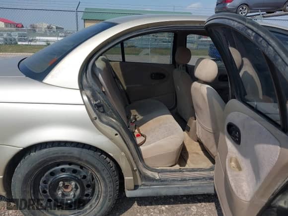 1998 Saturn SL with VIN 1G8ZJ5270WZ203979, listed as a IAAI auction lot 43135380 with 212,673 mi miles and . Bid and sale history available at DreamBid. Image 8.