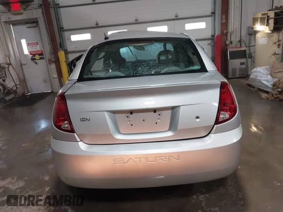 2006 Saturn ION с VIN 1G8AJ55F56Z152379, выставлен на аукционе IAAI как лот 41419122 с пробегом 111 989 миль миль и . История ставок и продаж доступна на DreamBid. Изображение 16.