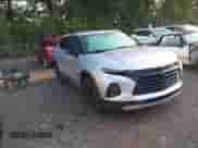 2021 Chevrolet Blazer LT z VIN 3GNKBCRS4MS515677, wystawiony jako IAAI lot #42708445 z przebiegiem 58 173 mil mil oraz . Historia ofert i sprzedaży dostępna na DreamBid. Obrazek 1.