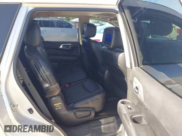 2015 Nissan Pathfinder Platinum with VIN 5N1AR2MMXFC613832, listed as a IAAI auction lot 42628734 with 182,941 mi miles and . Bid and sale history available at DreamBid. Image 8.