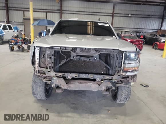 2016 Chevrolet Silverado 1500 Work Truck с VIN 1GCNKNEC3GZ396415, выставлен на аукционе Copart как лот 68644285 с пробегом 120 899 миль миль и Списание • Salvage title. История ставок и продаж доступна на DreamBid. Изображение 5.