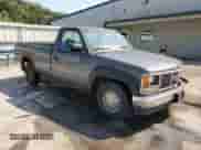 1993 GMC Sierra 1500 с VIN 1GTDC14Z2PE539076, выставлен на аукционе Copart как лот 71788105 с пробегом 128 840 миль миль и Списание • Salvage title. История ставок и продаж доступна на DreamBid. Изображение 4.