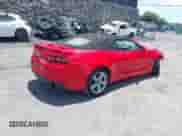 2020 Chevrolet Camaro 1LT с VIN 1G1FB3DX8L0120414, выставлен на аукционе IAAI как лот 43112138 с пробегом Не указан миль и . История ставок и продаж доступна на DreamBid. Изображение 4.