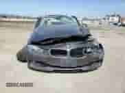 2015 BMW 3 Series 328i с VIN WBA3C1C53FK124517, выставлен на аукционе Copart как лот 70328945 с пробегом 109 940 миль миль и Списание • Salvage title. История ставок и продаж доступна на DreamBid. Изображение 5.