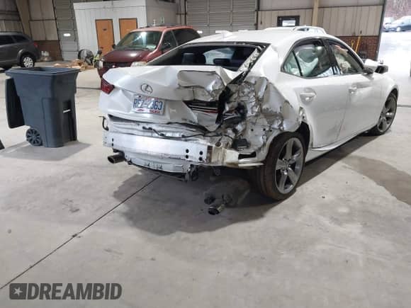 2015 Lexus IS 350 с VIN JTHBE1D29F5017546, выставлен на аукционе IAAI как лот 41864566 с пробегом 129 267 миль миль и . История ставок и продаж доступна на DreamBid. Изображение 4.