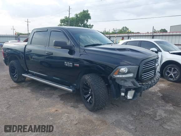 2014 Ram 1500 Sport with VIN 1C6RR7MT0ES362147, listed as a IAAI auction lot 42760422 with 179,688 mi miles and . Bid and sale history available at DreamBid. Image 1.