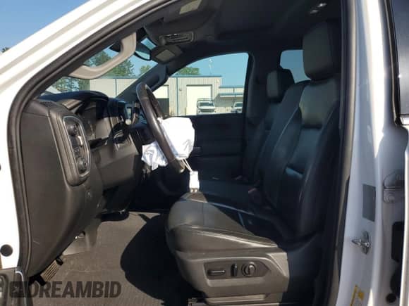 2019 Chevrolet Silverado 1500 with VIN 1GCRWEED1KZ325219, listed as a Copart auction lot 59885885 with 114,371 mi miles and Salvage title. Bid and sale history available at DreamBid. Image 7.