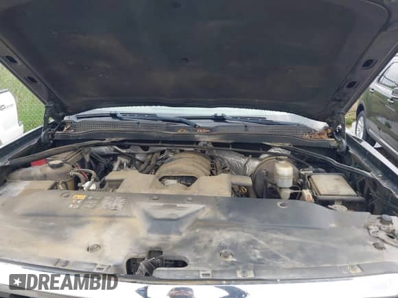 2014 Chevrolet Silverado 1500 Work Truck z VIN 1GCNKPEC6EZ296723, wystawiony jako IAAI lot #42336207 z przebiegiem 247 718 mil mil oraz . Historia ofert i sprzedaży dostępna na DreamBid. Obrazek 10.