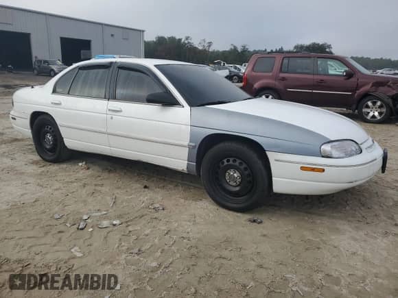 1998 Chevrolet Lumina с VIN 2G1WL52M8W9254173, выставлен на аукционе Copart как лот 82677714 с пробегом 108 089 миль миль и Списание • Salvage title. История ставок и продаж доступна на DreamBid. Изображение 4.