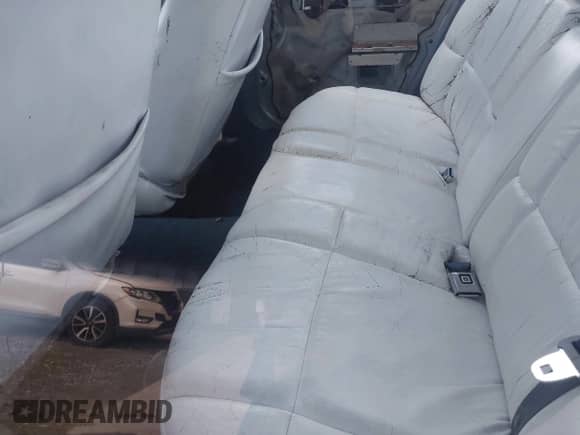 1995 Chevrolet Caprice с VIN 1G1BL52W3SR186994, выставлен на аукционе IAAI как лот 42938487 с пробегом Не указан миль и . История ставок и продаж доступна на DreamBid. Изображение 8.