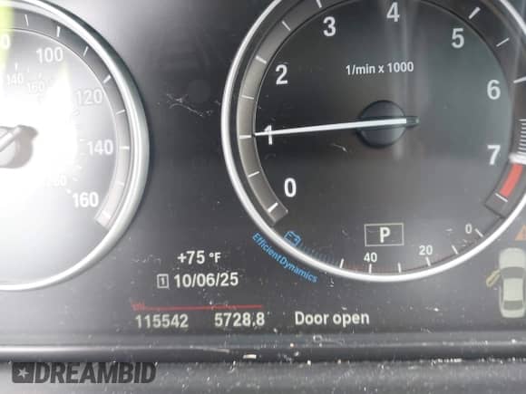 2016 BMW 5 Series 528i xDrive z VIN WBA5A7C50GG644521, wystawiony jako IAAI lot #43371837 z przebiegiem 115 542 mil mil oraz . Historia ofert i sprzedaży dostępna na DreamBid. Obrazek 15.