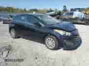 2017 Hyundai Elantra z VIN KMHD35LH6HU378007, wystawiony jako Copart lot #86100685 z przebiegiem 124 558 mil mil oraz Szkoda całkowita • Salvage title. Historia ofert i sprzedaży dostępna na DreamBid. Obrazek 4.