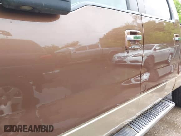 2011 Ford F-150 XLT z VIN 1FTFW1ET3BFA97549, wystawiony jako IAAI lot #42345418 z przebiegiem 189 105 mil mil oraz . Historia ofert i sprzedaży dostępna na DreamBid. Obrazek 19.