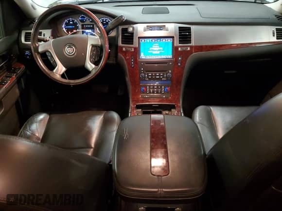 2010 Cadillac Escalade EXT Premium with VIN 3GYVKNEF1AG125476, listed as a Copart auction lot 59949475 with 197,348 mi miles and Salvage title. Bid and sale history available at DreamBid. Image 8.