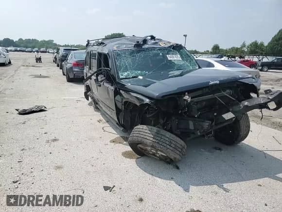 2006 Jeep Commander with VIN 1J8HH48K96C204319, listed as a Copart auction lot 64581825 with Not provided miles and Salvage title. Bid and sale history available at DreamBid. Image 14.