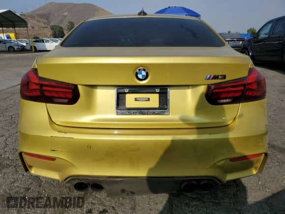 2015 BMW M3 z VIN WBS3C9C58FP804331, wystawiony jako Copart lot #62507465 z przebiegiem 97 783 mil mil oraz Szkoda całkowita • Salvage title. Historia ofert i sprzedaży dostępna na DreamBid. Obrazek 6.