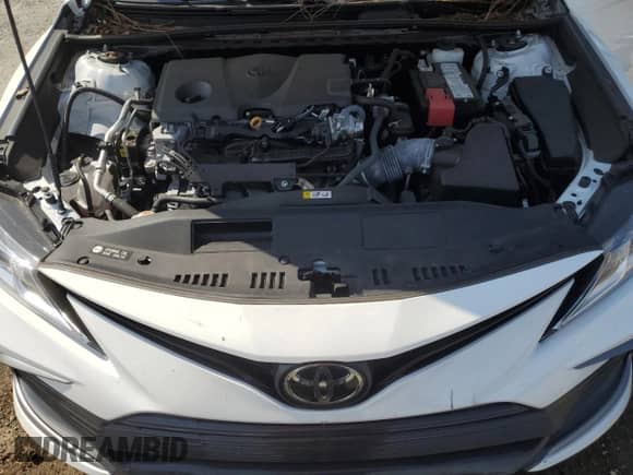 2023 Toyota Camry LE z VIN 4T1C11AK8PU827730, wystawiony jako Copart lot #70106645 z przebiegiem Nie podano mil oraz Czysty tytuł • Clean title. Historia ofert i sprzedaży dostępna na DreamBid. Obrazek 11.