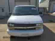 2003 Chevrolet Astro z VIN 1GNEL19X63B138614, wystawiony jako Copart lot #49105135 z przebiegiem 165 834 mil mil oraz Czysty tytuł • Clean title. Historia ofert i sprzedaży dostępna na DreamBid. Obrazek 5.