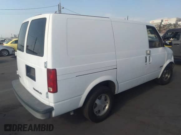 1998 Chevrolet Astro Cargo с VIN 1GCDM19W1WB179441, выставлен на аукционе IAAI как лот 31102793 с пробегом 203 731 миль миль и . История ставок и продаж доступна на DreamBid. Изображение 4.