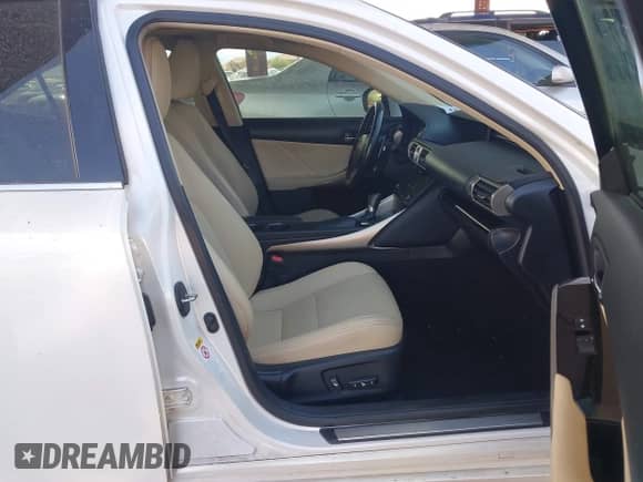 2016 Lexus IS 300/350 z VIN JTHCM1D28G5004036, wystawiony jako IAAI lot #43164354 z przebiegiem 130 217 mil mil oraz . Historia ofert i sprzedaży dostępna na DreamBid. Obrazek 5.