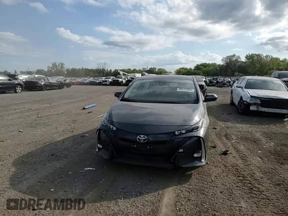 2018 Toyota Prius Plus with VIN JTDKARFP1J3100462, listed as a Copart auction lot 80514995 with 70,669 mi miles and Salvage title. Bid and sale history available at DreamBid. Image 13.