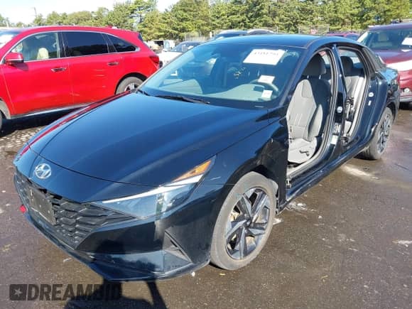 2023 Hyundai Elantra SEL z VIN KMHLS4AG7PU568755, wystawiony jako IAAI lot #43181794 z przebiegiem 12 803 mil mil oraz . Historia ofert i sprzedaży dostępna na DreamBid. Obrazek 18.