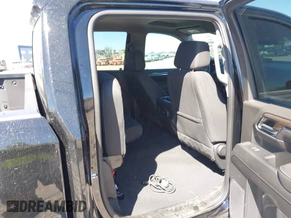 2022 Chevrolet Silverado 1500 RST z VIN 3GCUDEET8NG680920, wystawiony jako IAAI lot #41595611 z przebiegiem 43 457 mil mil oraz . Historia ofert i sprzedaży dostępna na DreamBid. Obrazek 8.