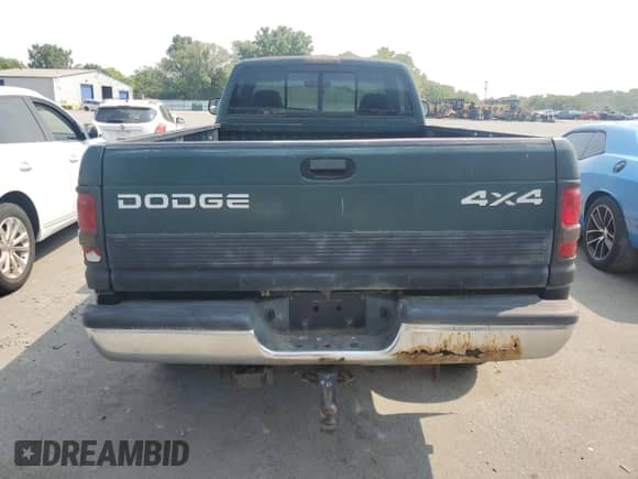 1998 Dodge 2500 с VIN 3B7KF26Z4WM280553, выставлен на аукционе Copart как лот 67565644 с пробегом 133 149 миль миль и Чистый • Clean title. История ставок и продаж доступна на DreamBid. Изображение 6.