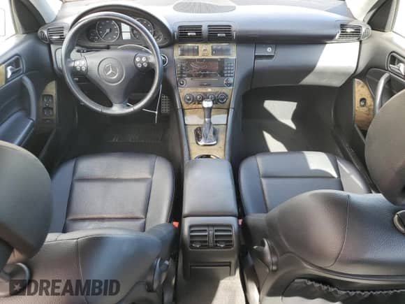 2007 Mercedes-Benz C 230 Sport with VIN WDBRF52H07A937908, listed as a Copart auction lot 81851205 with 97,605 mi miles and Salvage title. Bid and sale history available at DreamBid. Image 8.