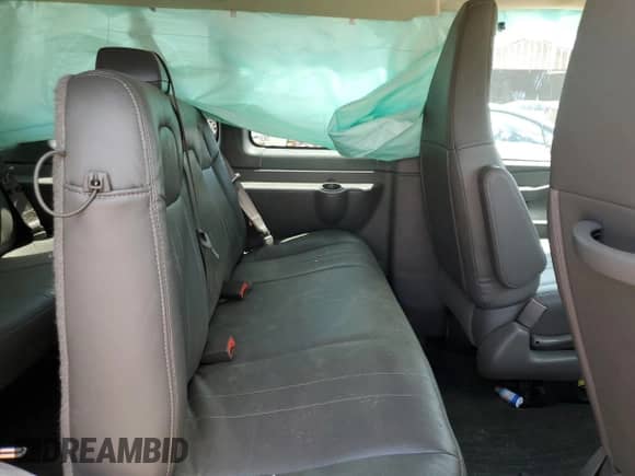 2024 Chevrolet Express Passenger LS с VIN 1GAZGNFP6R1240691, выставлен на аукционе Copart как лот 57500865 с пробегом 19 667 миль миль и Списание • Salvage title. История ставок и продаж доступна на DreamBid. Изображение 11.