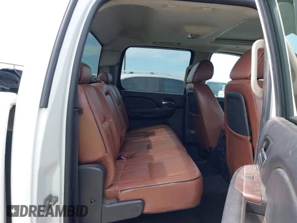 2011 GMC Sierra 1500 SLT с VIN 3GTP2WE38BG361134, выставлен на аукционе IAAI как лот 42911817 с пробегом 216 444 миль миль и . История ставок и продаж доступна на DreamBid. Изображение 8.