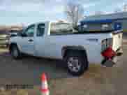 2011 Chevrolet Silverado 1500 Work Truck z VIN 1GCRKPE35BZ179955, wystawiony jako Copart lot #43799495 z przebiegiem 212 294 mil mil oraz Szkoda całkowita • Salvage title. Historia ofert i sprzedaży dostępna na DreamBid. Obrazek 2.
