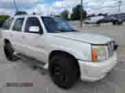 2002 Cadillac Escalade с VIN 1GYEK63N82R112256, выставлен на аукционе IAAI как лот 43033847 с пробегом 190 880 миль миль и . История ставок и продаж доступна на DreamBid. Изображение 1.