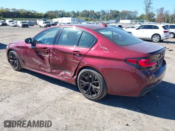 2023 BMW 5 Series 540i xDrive с VIN WBA73BJ01PCL96901, выставлен на аукционе IAAI как лот 43273456 с пробегом 20 548 миль миль и . История ставок и продаж доступна на DreamBid. Изображение 3.