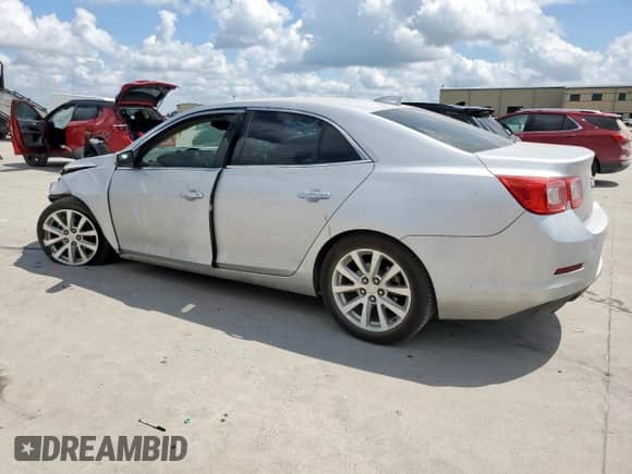 2016 Chevrolet Malibu LTZ with VIN 1G11E5SA0GF162770, listed as a Copart auction lot 62420635 with 197,908 mi miles and Salvage title. Bid and sale history available at DreamBid. Image 2.