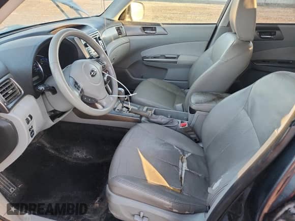 2011 Subaru Forester X Limited z VIN JF2SHAECXBH721135, wystawiony jako Copart lot #84920945 z przebiegiem 180 170 mil mil oraz Czysty tytuł • Clean title. Historia ofert i sprzedaży dostępna na DreamBid. Obrazek 7.