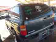 2003 Chevrolet Tahoe LT z VIN 1GNEC13Z03R286579, wystawiony jako IAAI lot #41872493 z przebiegiem 236 001 mil mil oraz . Historia ofert i sprzedaży dostępna na DreamBid. Obrazek 3.