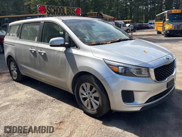 2017 Kia Sedona L with VIN KNDMA5C12H6259694, listed as a Copart auction lot 81229055 with 190,085 mi miles and Clean title. Bid and sale history available at DreamBid. Image 1.