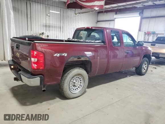 2013 Chevrolet Silverado 1500 Work Truck z VIN 1GCRKPEA4DZ397418, wystawiony jako Copart lot #82654955 z przebiegiem 103 318 mil mil oraz Czysty tytuł • Clean title. Historia ofert i sprzedaży dostępna na DreamBid. Obrazek 3.