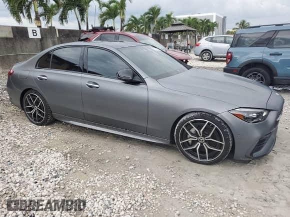 2022 Mercedes-Benz C 300 с VIN W1KAF4HB7NR045140, выставлен на аукционе Copart как лот 81380105 с пробегом 17 710 миль миль и Списание • Salvage title. История ставок и продаж доступна на DreamBid. Изображение 4.