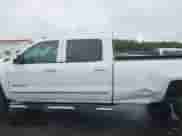 2015 Chevrolet Silverado 2500HD LTZ с VIN 1GC1KWEG9FF120280, выставлен на аукционе IAAI как лот 42916797 с пробегом 148 224 миль миль и . История ставок и продаж доступна на DreamBid. Изображение 15.