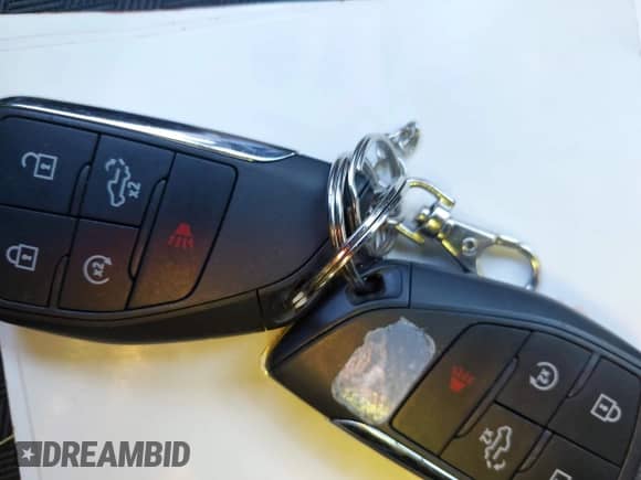 2023 Chevrolet Silverado 1500 LT z VIN 1GCPDDEK9PZ238990, wystawiony jako IAAI lot #43445604 z przebiegiem 44 284 mil mil oraz . Historia ofert i sprzedaży dostępna na DreamBid. Obrazek 11.