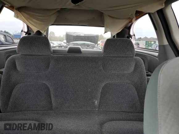 2007 Dodge Caravan with VIN 1D4GP23R87B262463, listed as a Copart auction lot 42634395 with 299,721 mi miles and Clean title. Bid and sale history available at DreamBid. Image 10.