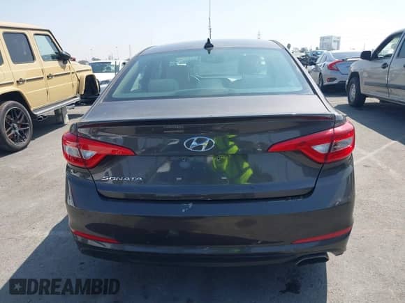 2016 Hyundai Sonata 2.4L с VIN 5NPE24AF9GH319937, выставлен на аукционе IAAI как лот 43163089 с пробегом 83 154 миль миль и . История ставок и продаж доступна на DreamBid. Изображение 16.