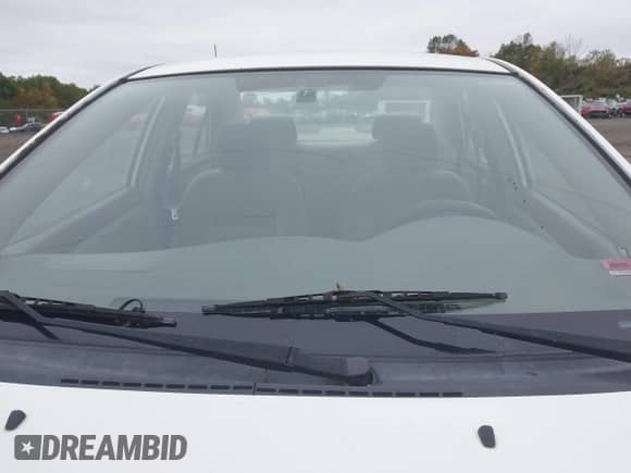 2004 Toyota Corolla CE z VIN 2T1BR32E54C234378, wystawiony jako IAAI lot #43453855 z przebiegiem 204 336 mil mil oraz . Historia ofert i sprzedaży dostępna na DreamBid. Obrazek 6.